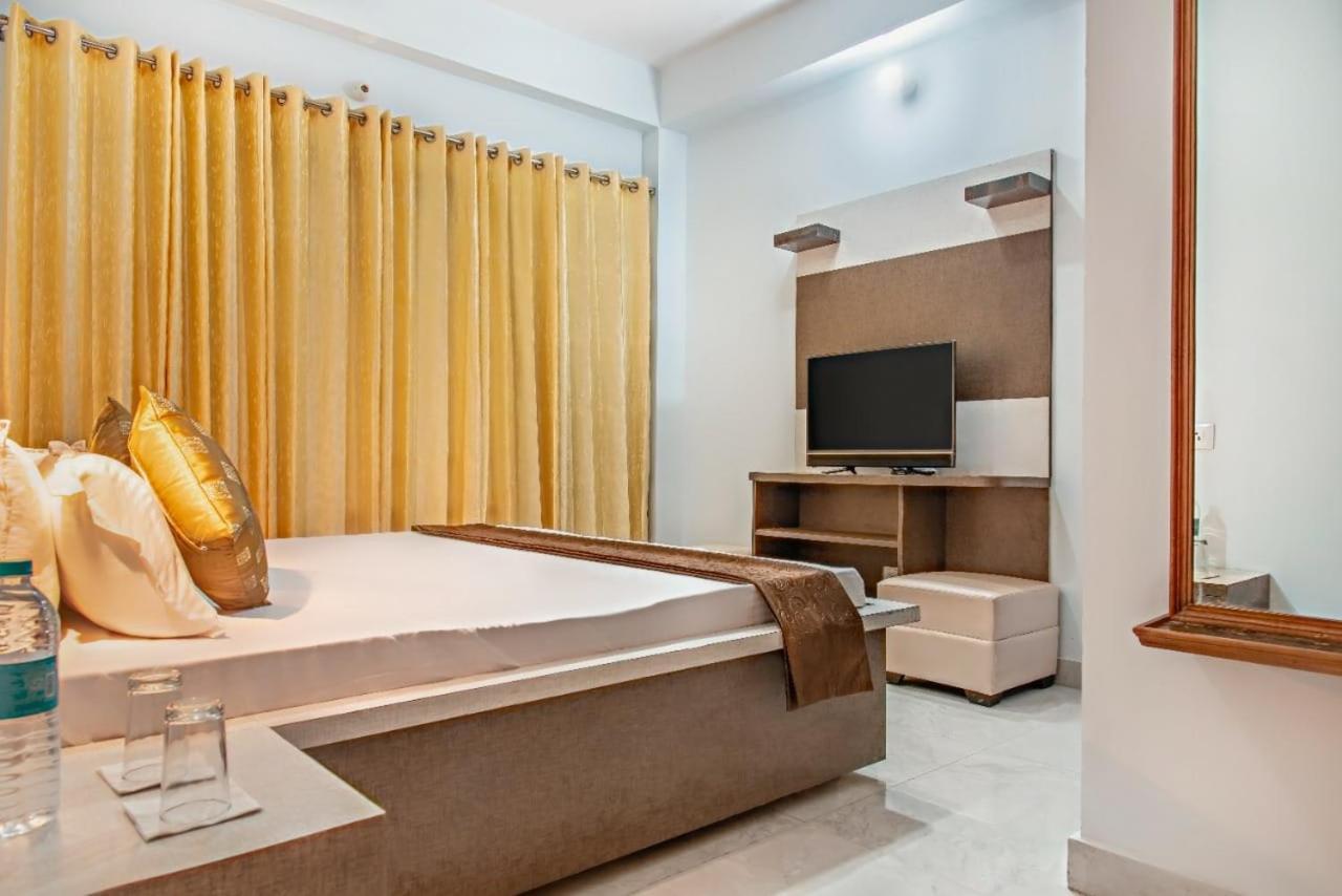 קסאולי Himalyan Basera I Pvt Balcony I Serviced Apt I By Exotic Stays מראה חיצוני תמונה